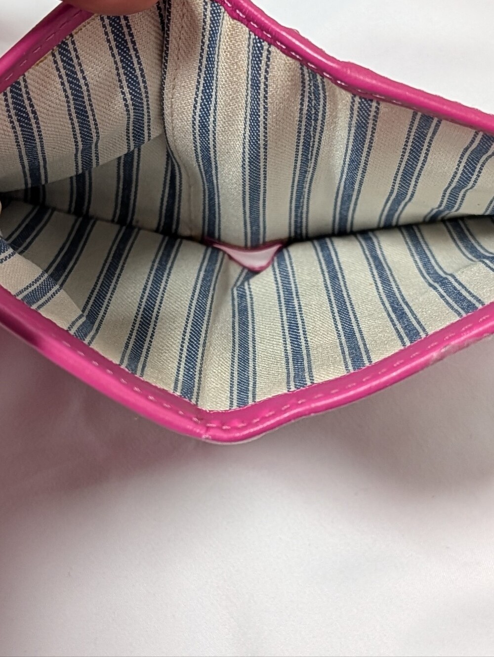Dooney & Bourke Pink Leather Trifold Wallet Gold Logo - Picture 8 of 14